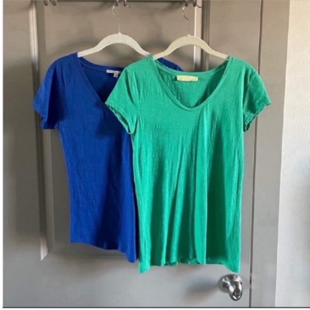 LOFT sun washed green t-shirt & GAP blue t-shirt. Both XS.